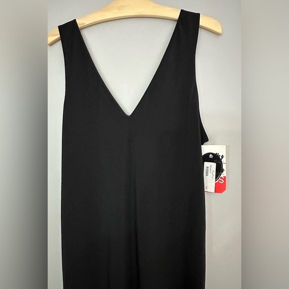 Women’s Nightgown- Size Large - Picture 2 of 9